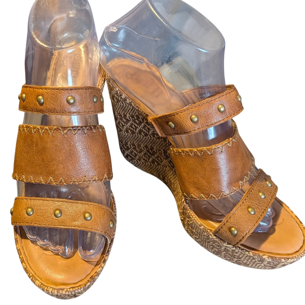 Born Brown Leather Wedge Sandals 8M Western Bohemian Studded Casual Festival
